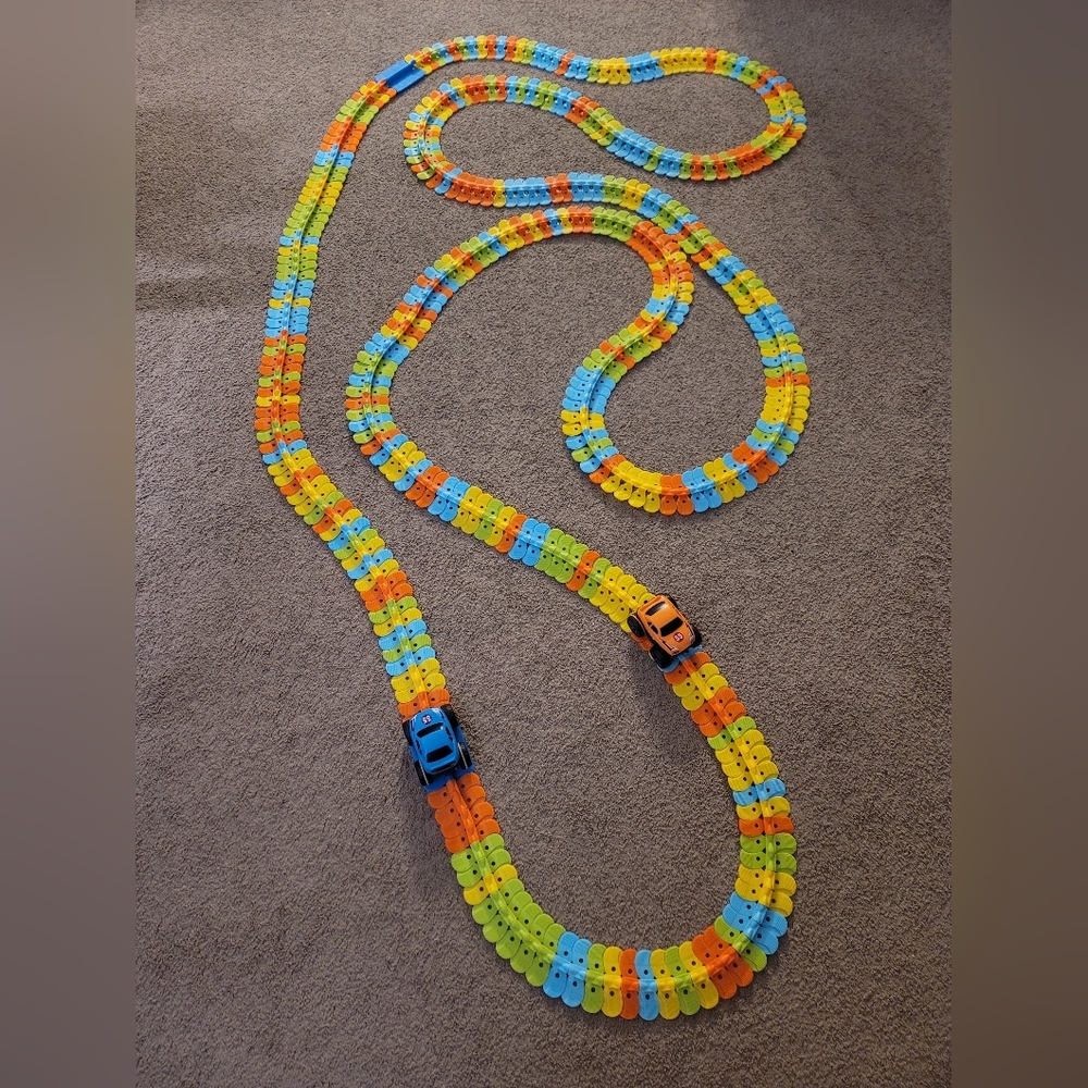 Magic Tracks & 2 Gravity-defying Cars // 28 ft Of Track (2 Sets Put Together)